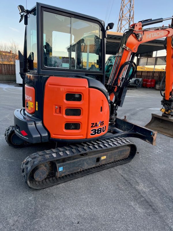 Kubota U36-4 agri-tract
