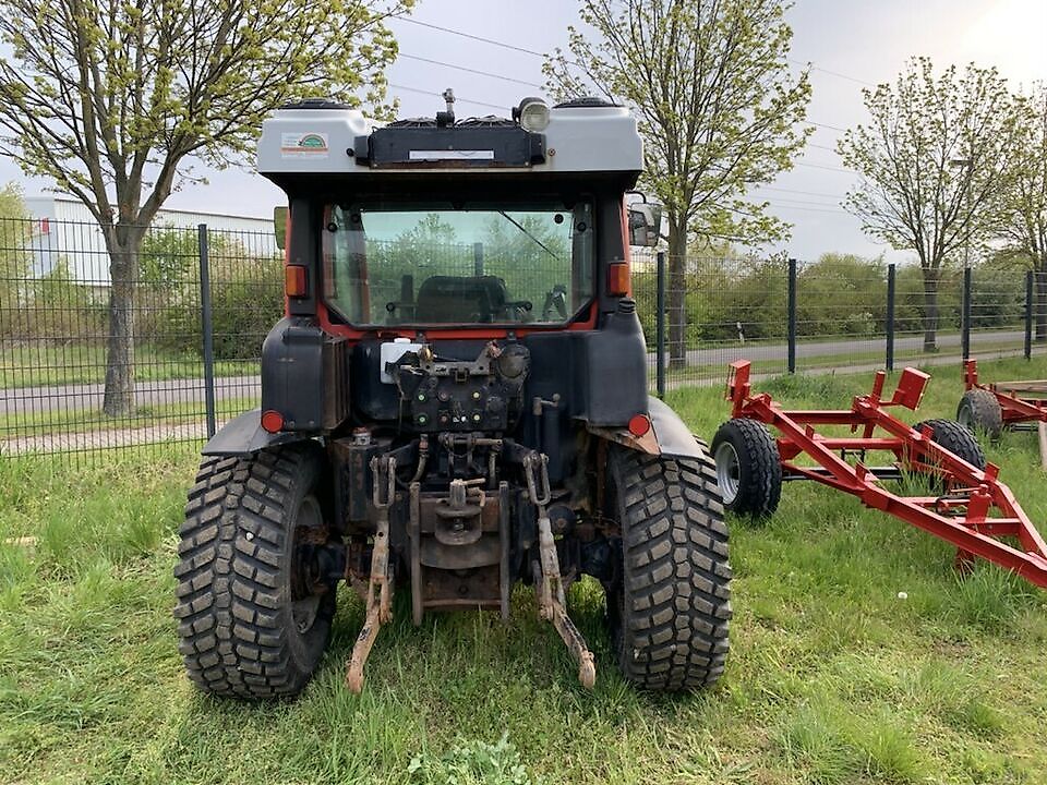 Tracteur Metrac à cabine de chargeur