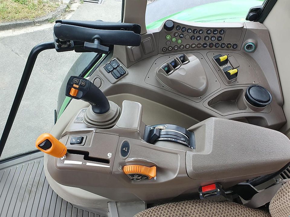 TRACTEUR John Deere 6120M