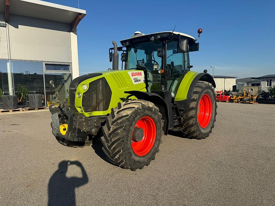 Tracteur Claas Arion 650