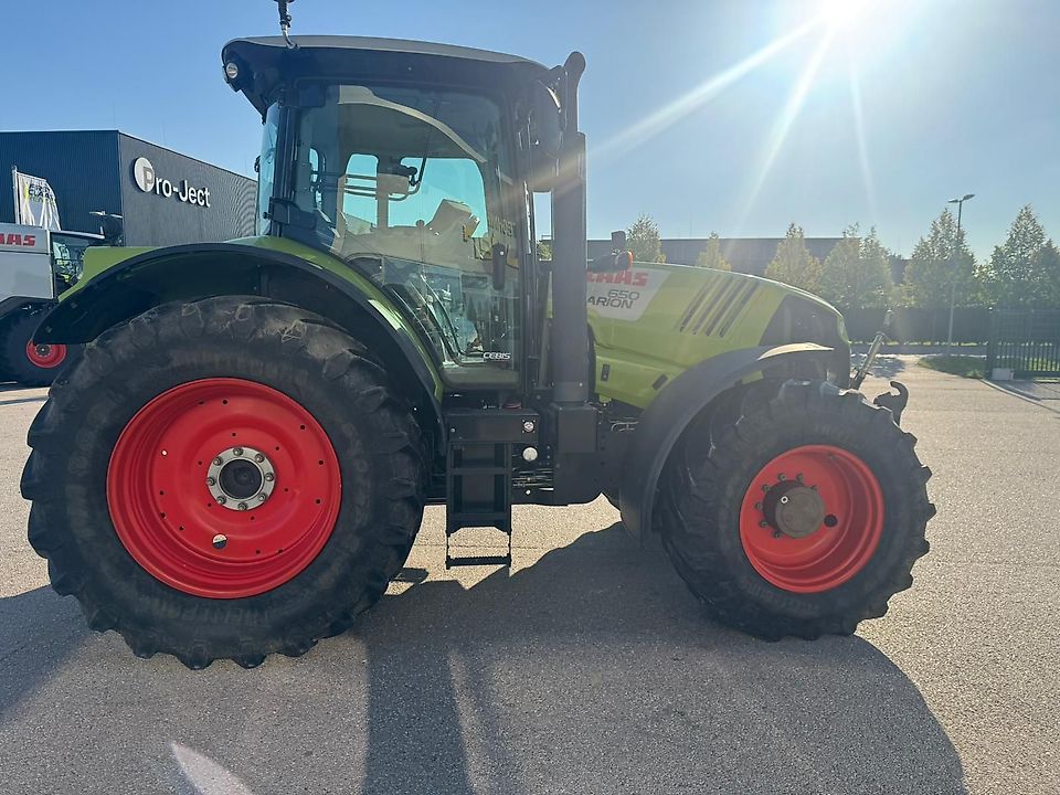 Tracteur Claas Arion 650 agri-tract