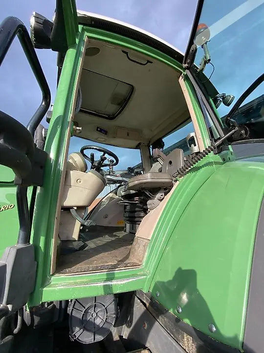 Fendt Fendt 922 , 24,927. 2008 agri-tract