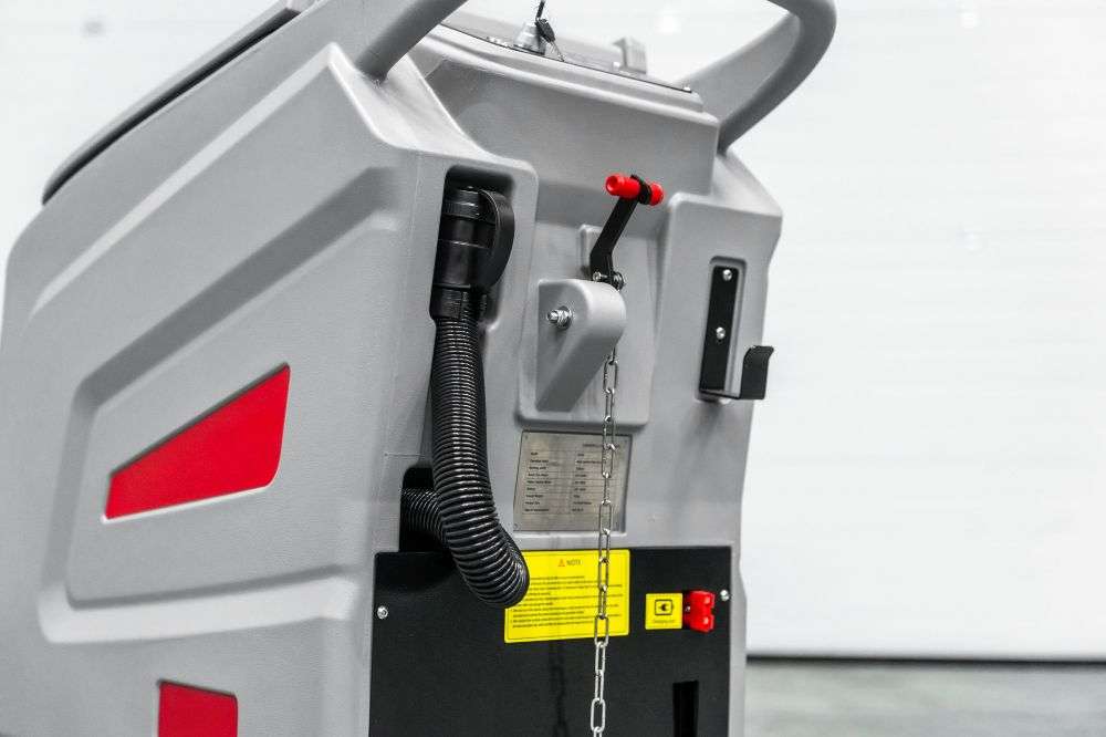 Autolaveuse CleanMaster Pro – 2600 m²/h, batterie incluse NEUF