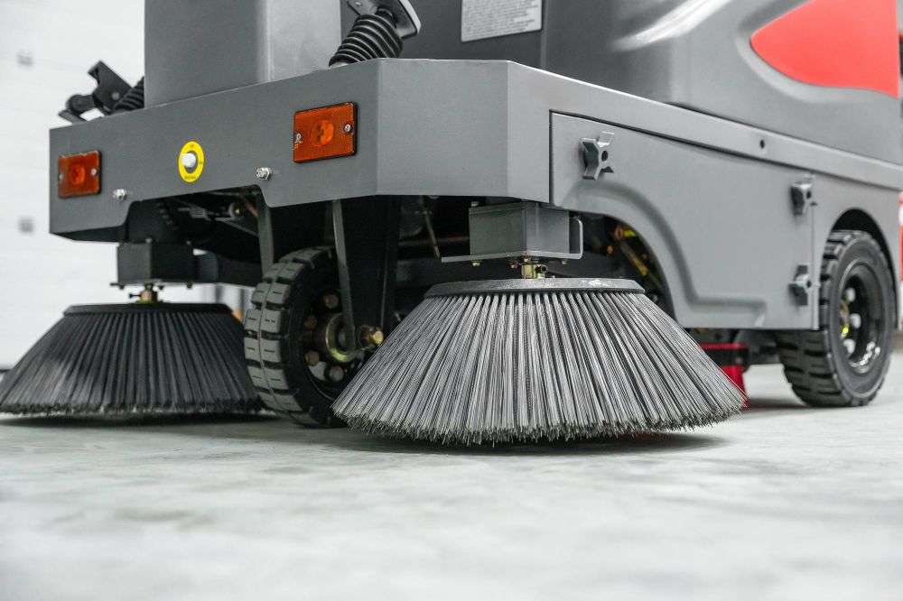Balayeuse autoportée CleanMaster Ultimate - 8800 ㎡/h