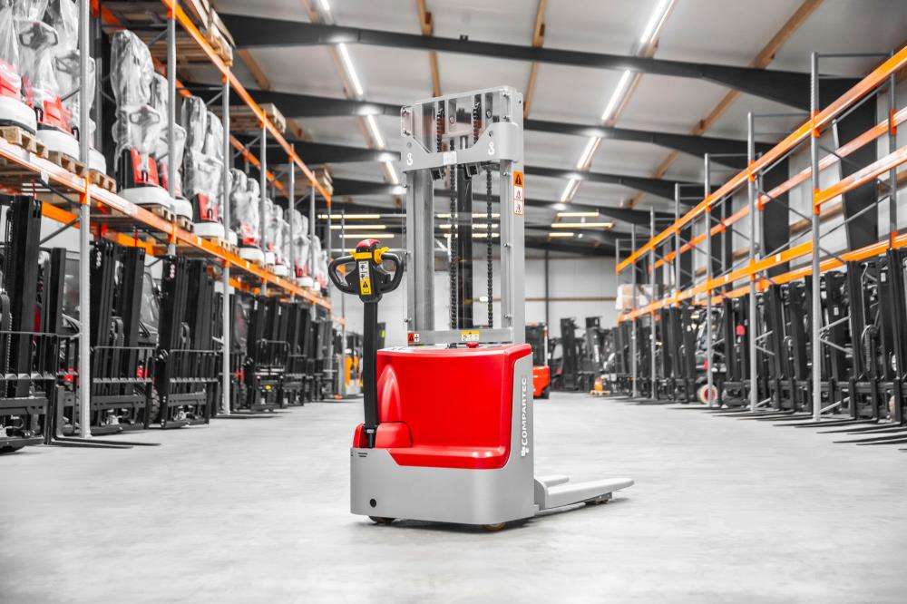 Gerbeur électrique CS15 Pro - 1500 kg jusqu'à 4000 mm