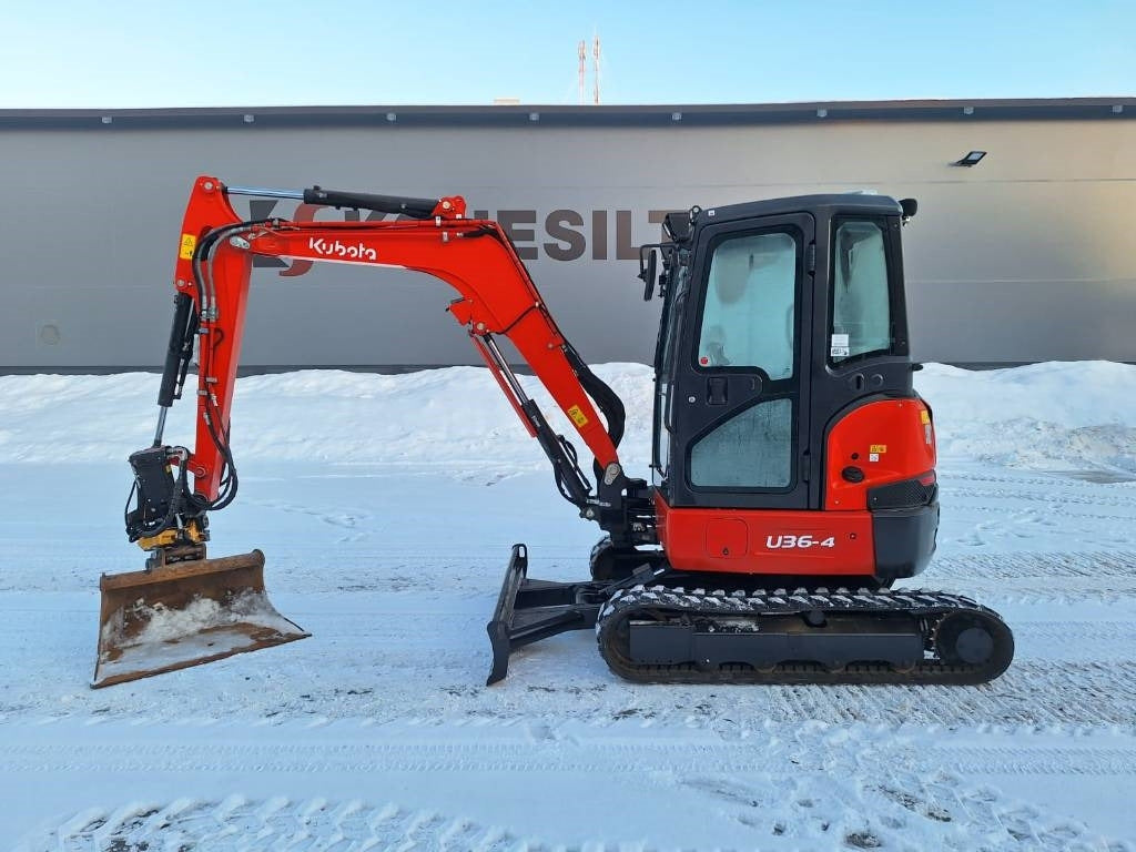 Mini Escavadora Kubota U36-4 + 3 Caçambas – 3,9T agri-tract