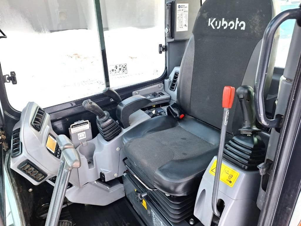 Mini Escavadora Kubota U36-4 + 3 Caçambas – 3,9T agri-tract
