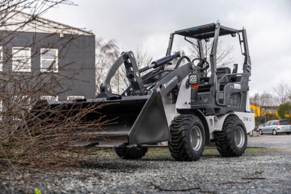 Chargeuse sur pneus 1200 kg – direction articulée, CT-W12 agri-tract