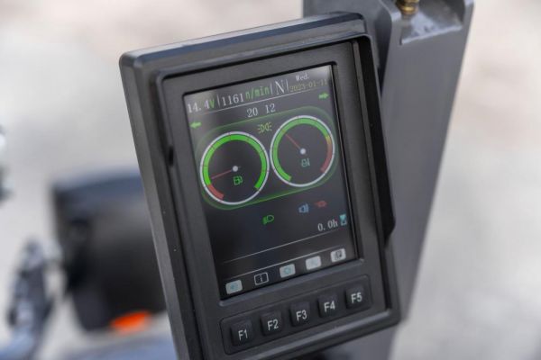 Chargeuse sur pneus 1200 kg – direction articulée, CT-W12 agri-tract