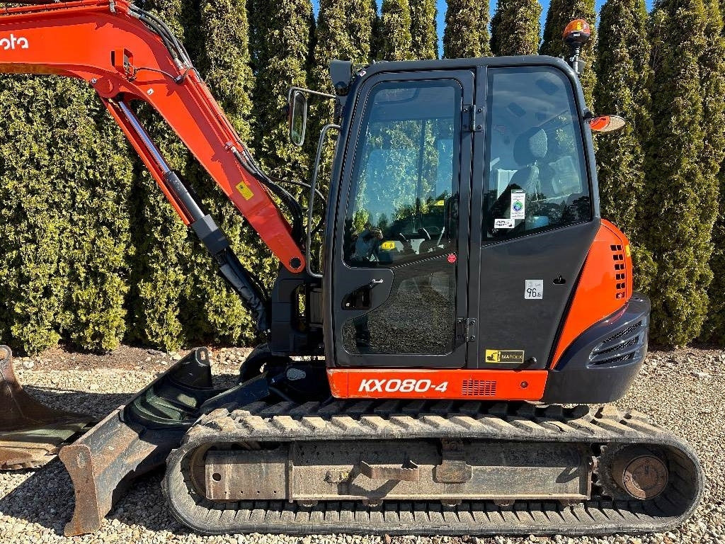 Kubota KX080-3a + 3 baldes – 8,1 T agri-tract