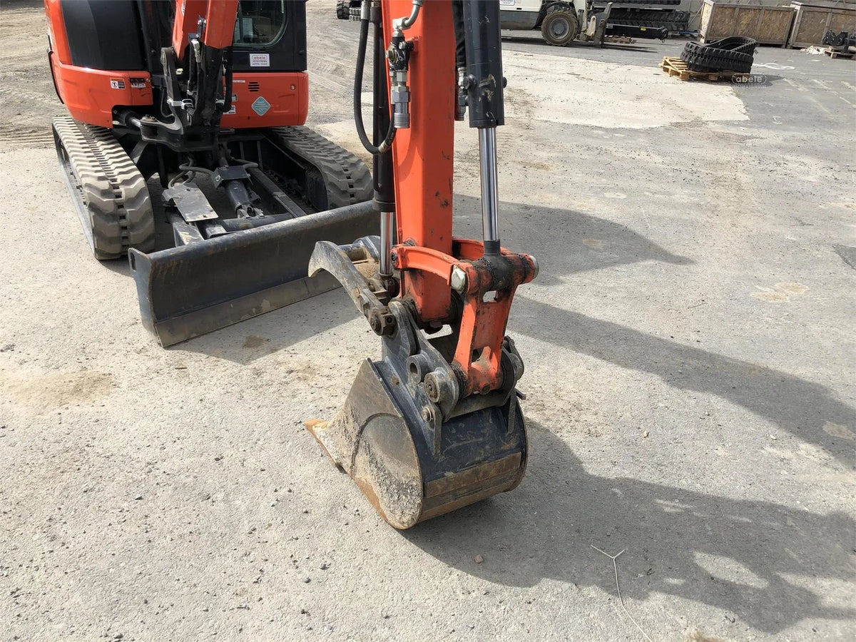 Kubota KX033-4 agri-tract