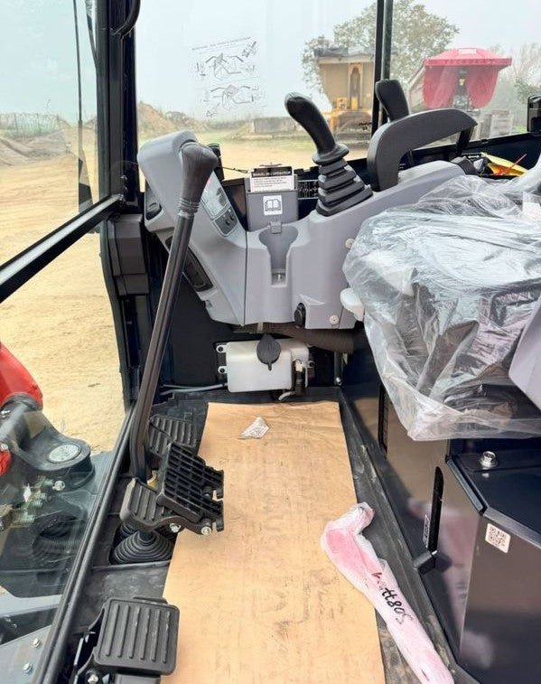 Kubota U27-4 NEUVE agri-tract