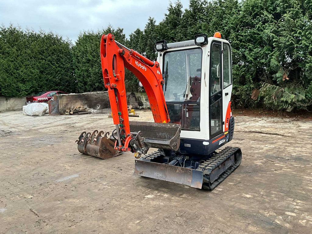 Kubota KX41-3V + 3 Caçambas – 1,6T agri-tract